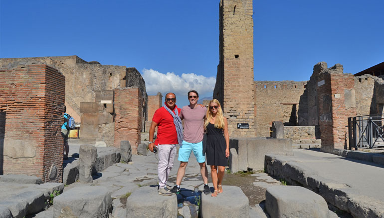 A lovely family in Pompeii with our guide